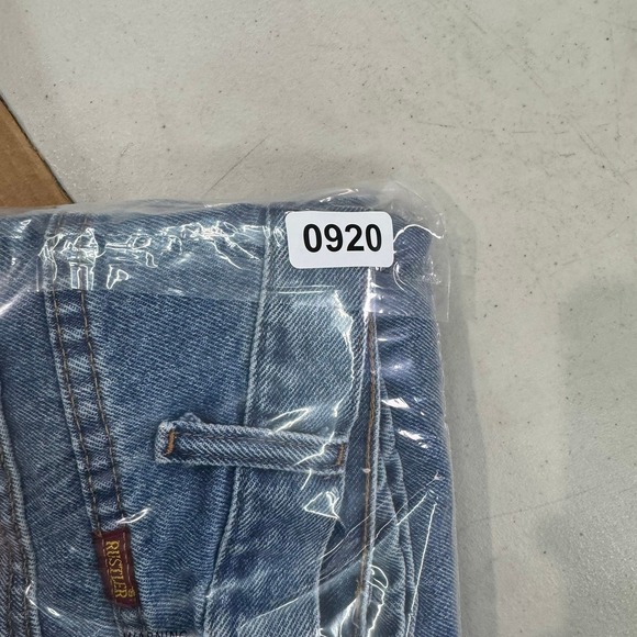 Rustler Jeans Men's Size 36x32 Light Wash Relaxed Fit Classic Denim Pants - Picture 11 of 11